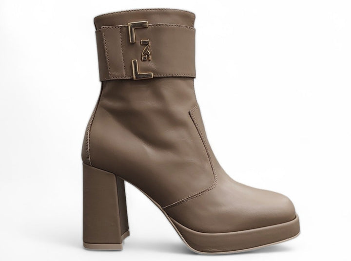 Nero Giardini - art. 8220 torba